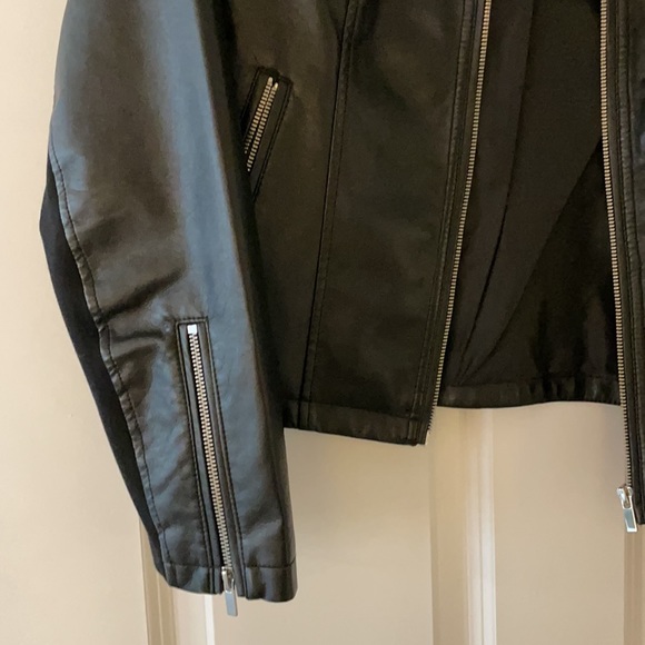 Faux leather jacket - Picture 3 of 7